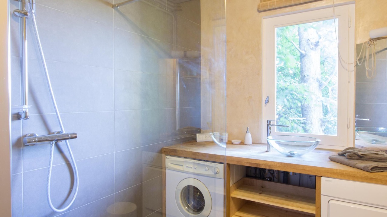 Photo of Bathroom in Lezardrieux