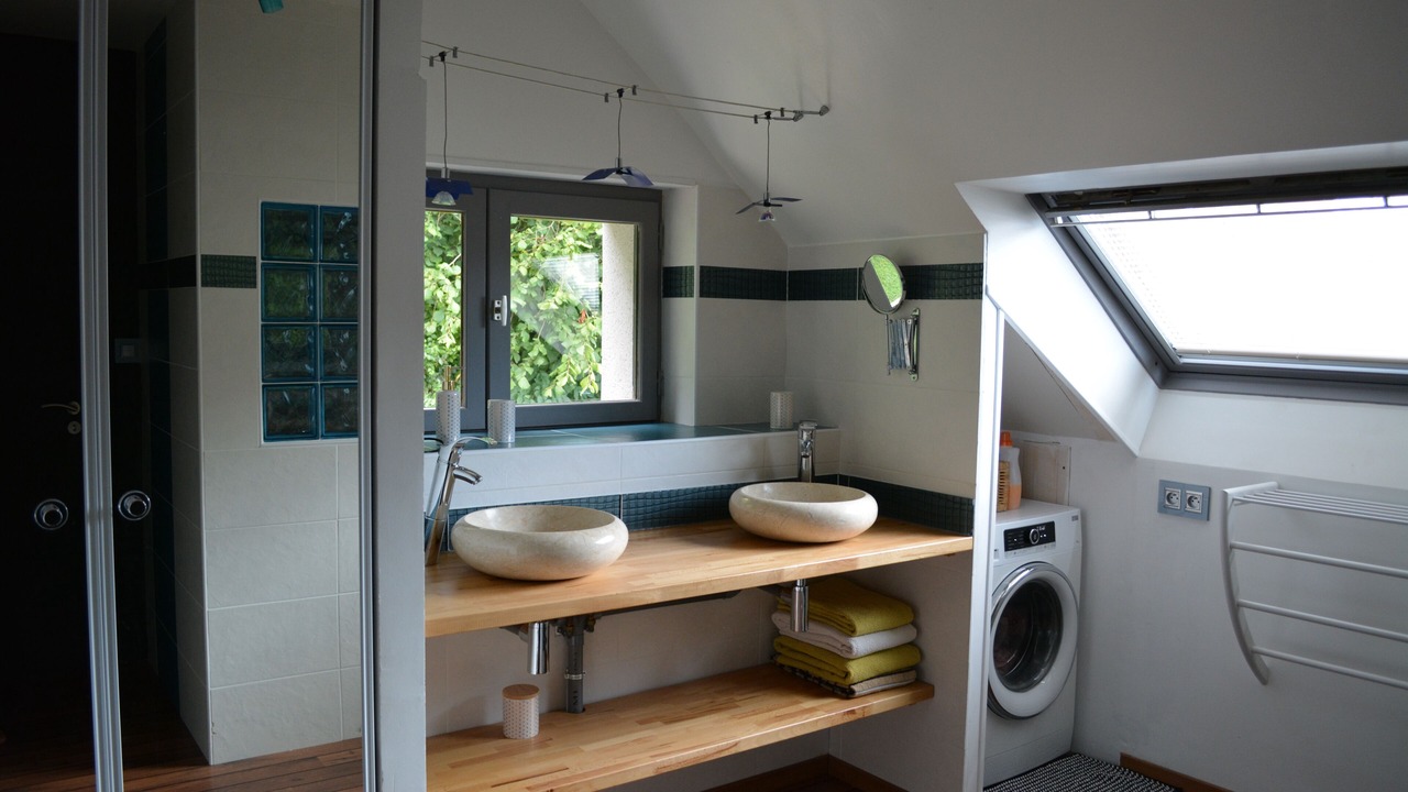 Photo of Bathroom in Lehon