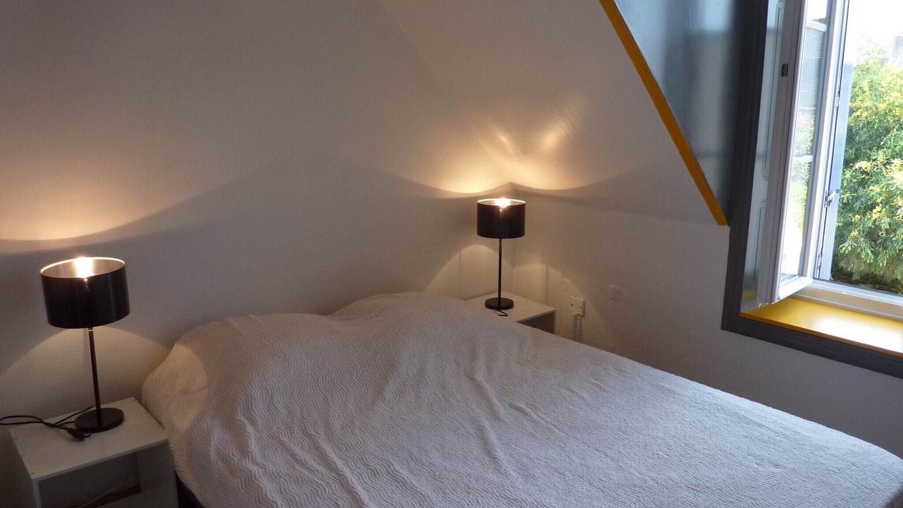 Photo of Bedroom in Treffiagat