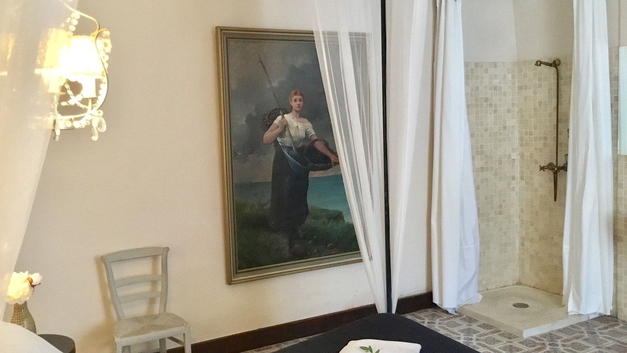 Photo of Bedroom in Goult