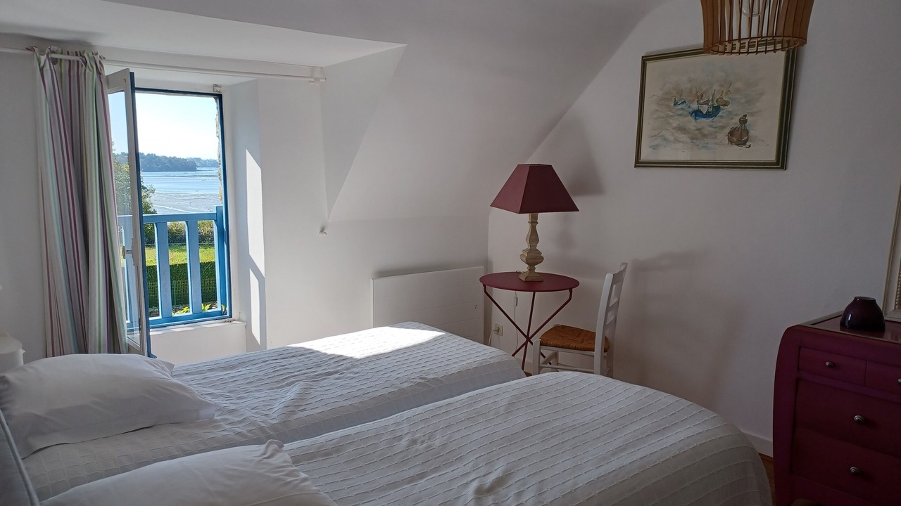 Photo of Bedroom in Arradon