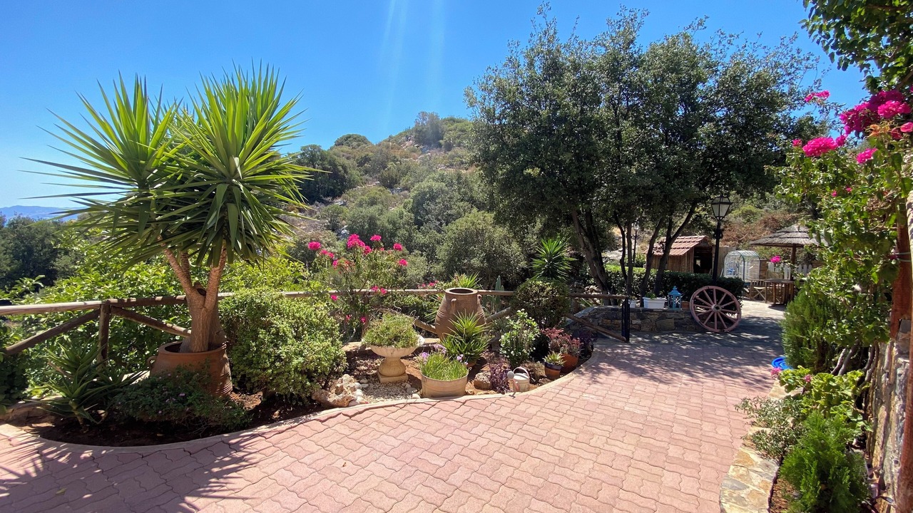 Photo of Outdoor in Almyros