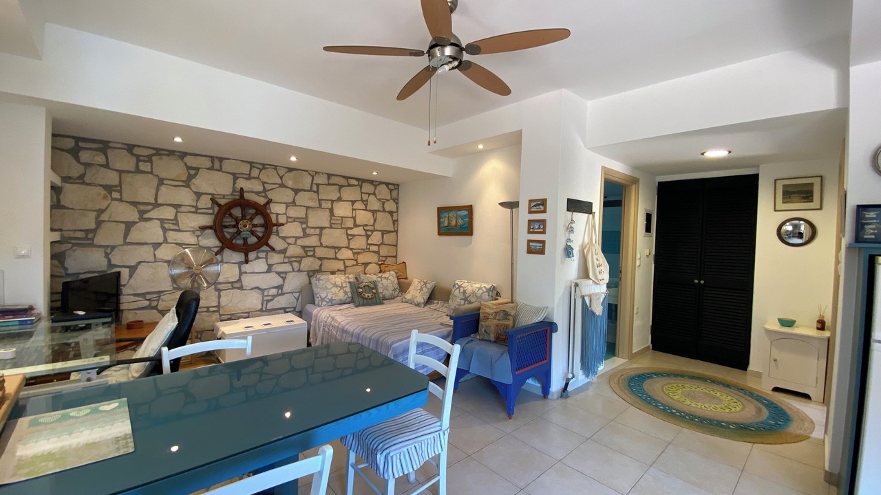 Photo of Bedroom in Almyros