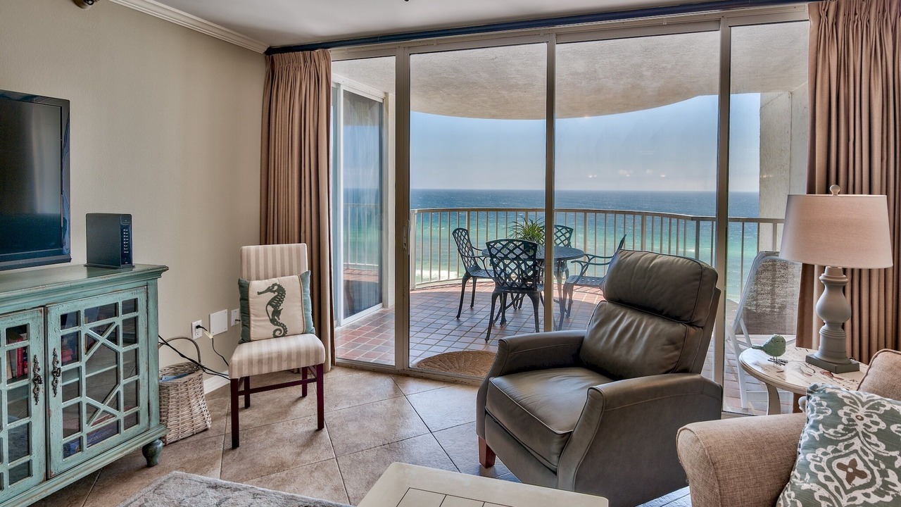 Photo of Livingroom in Miramar Beach