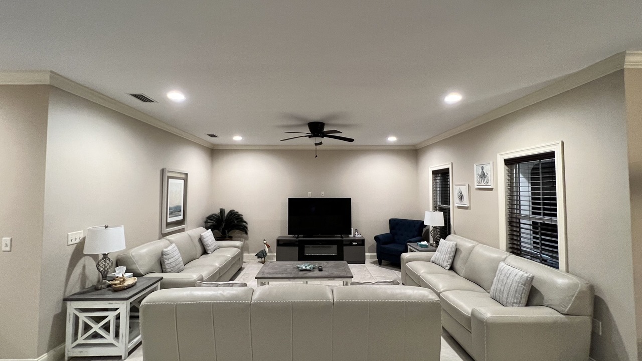 Photo of Livingroom in Frangista Beach