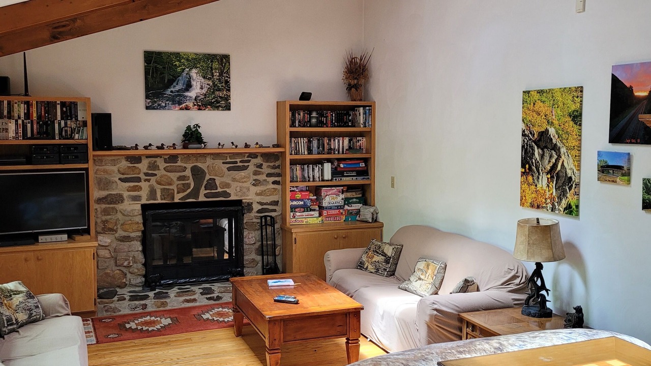Photo of Bedroom in Eagle Rock