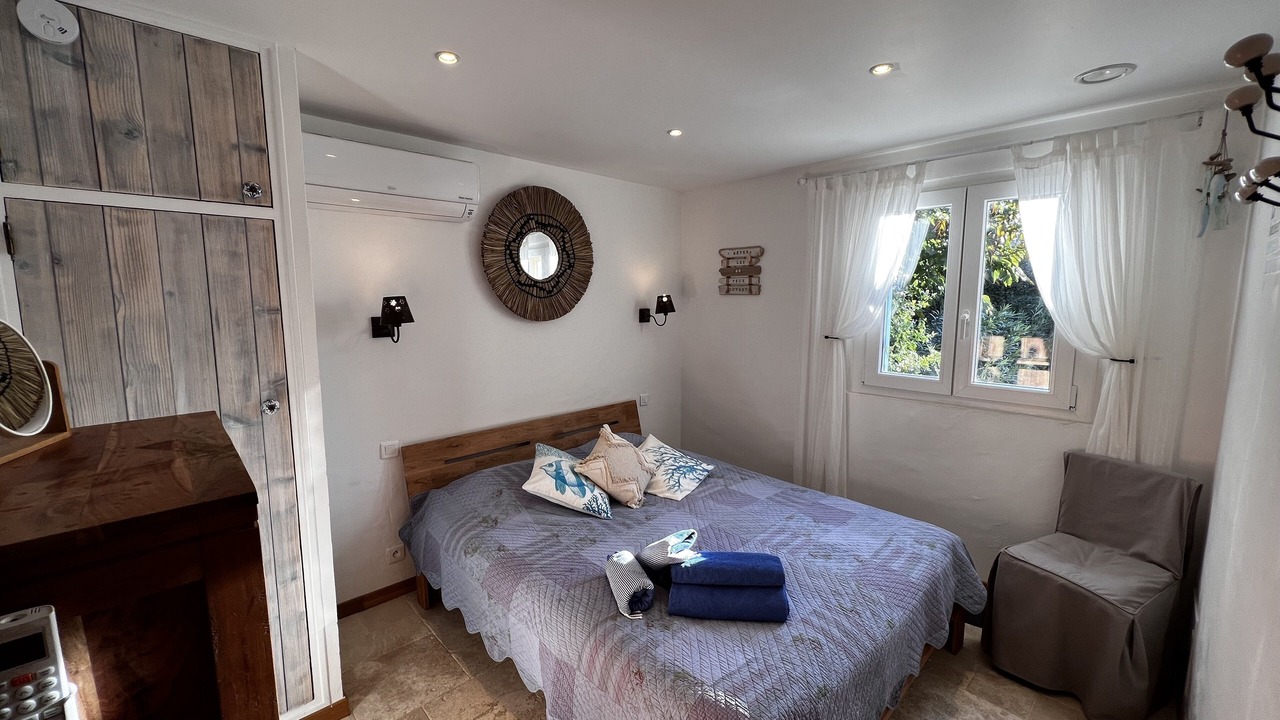 Photo of Bedroom in Plan-de-la-Tour