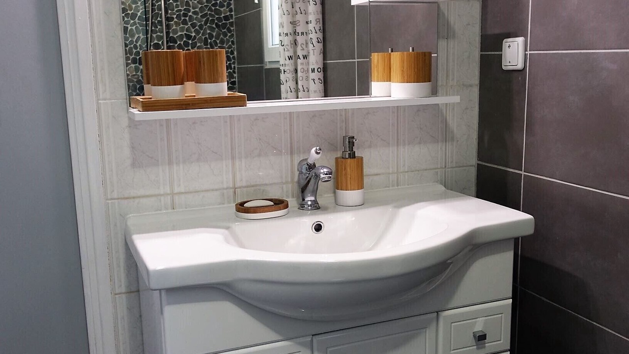 Photo of Bathroom in Locmaria