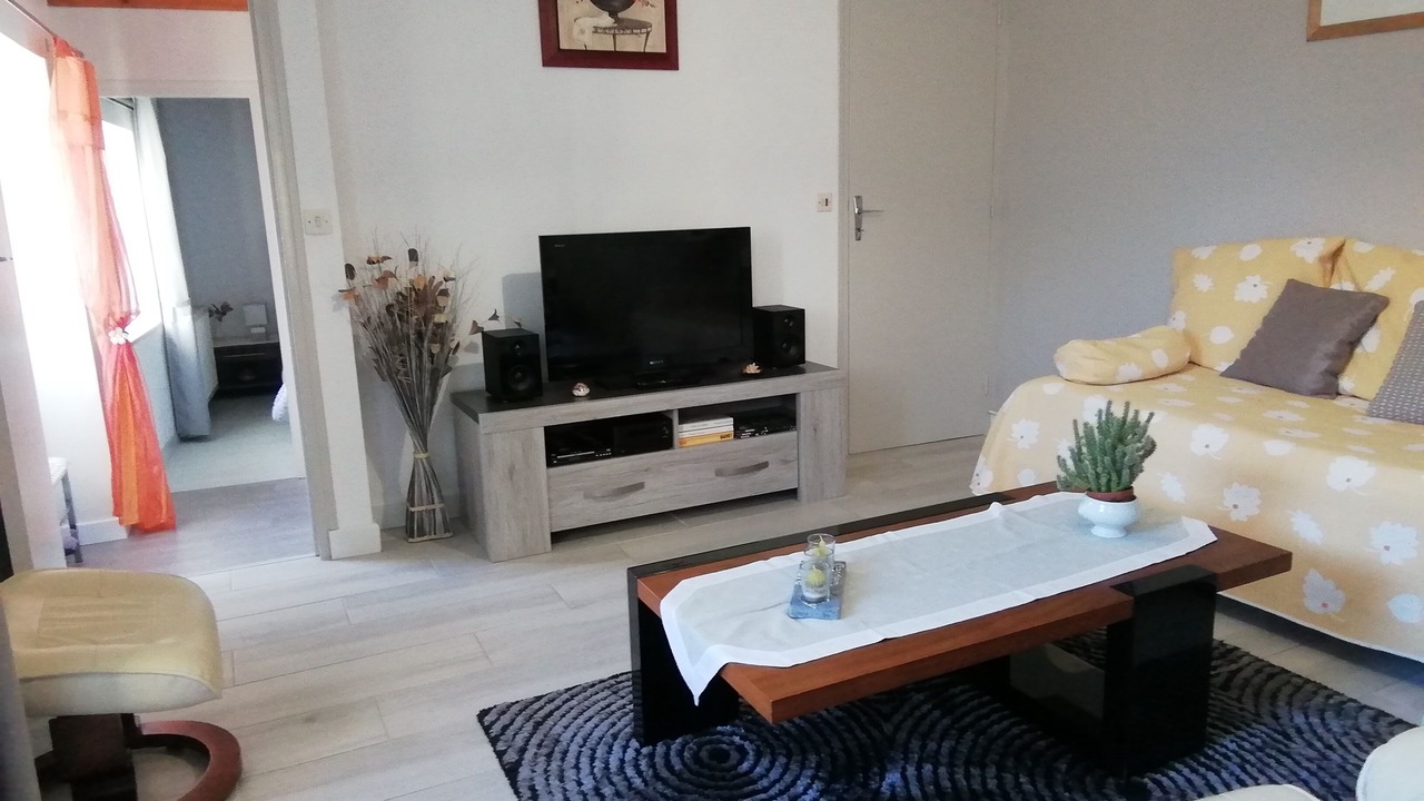 Photo of Livingroom in Plevenon