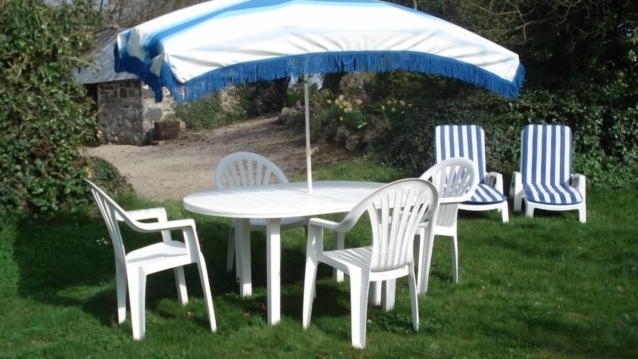 Photo of Outdoor in Plevenon