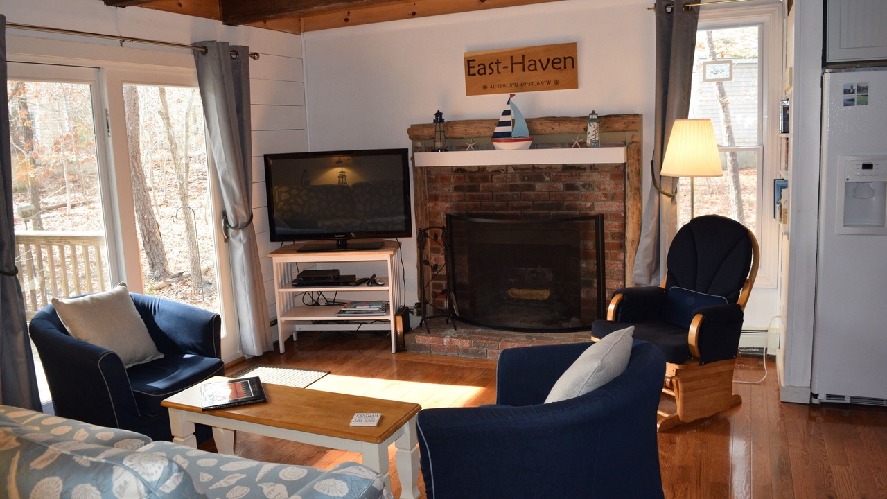 Photo of Livingroom in Eastham
