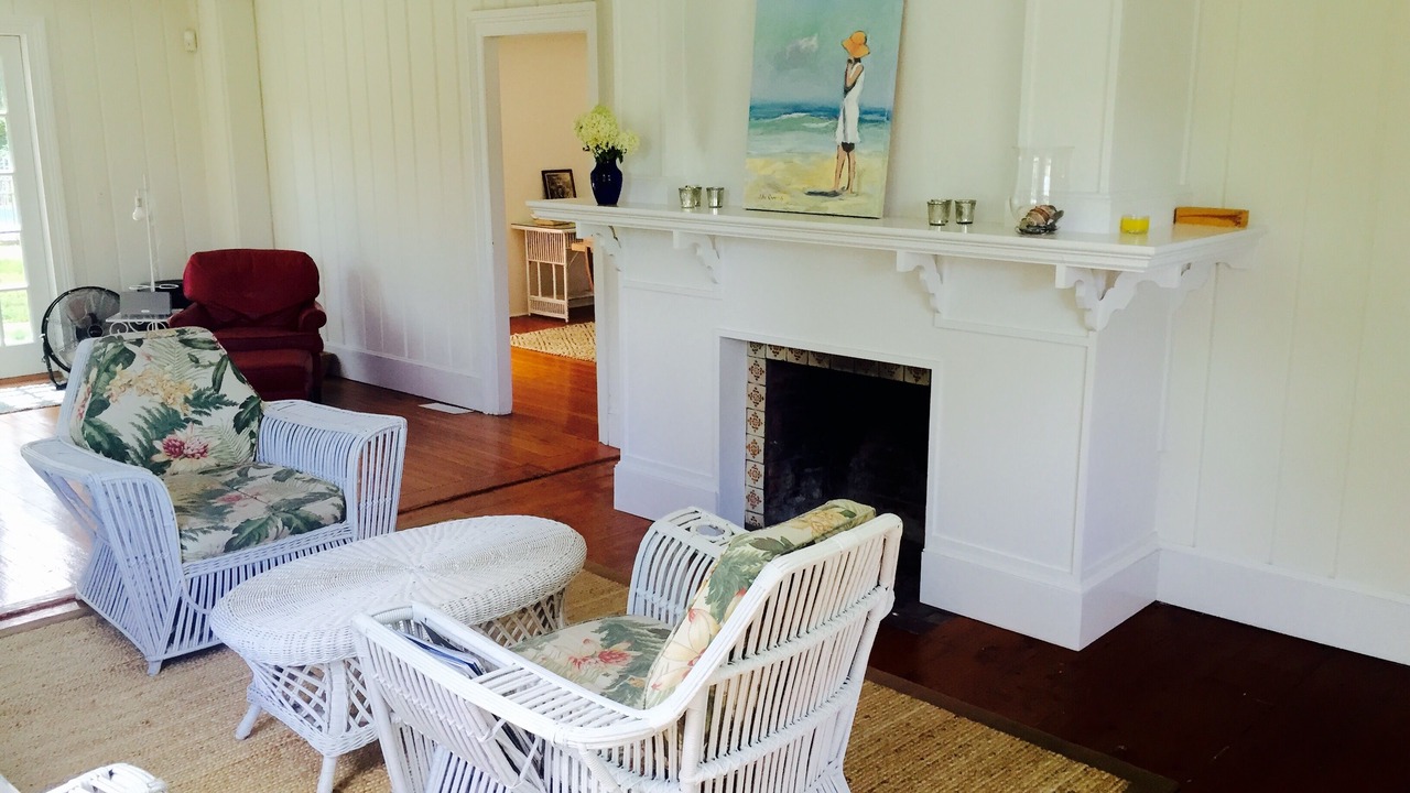 Photo of Livingroom in East Quogue