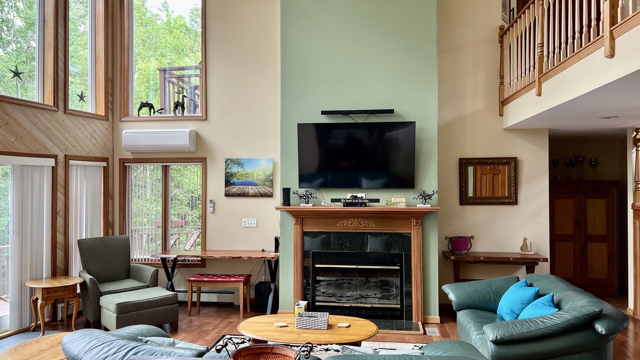 Photo of Livingroom in Warrensburg