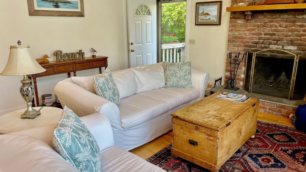 Photo of Livingroom in Montauk