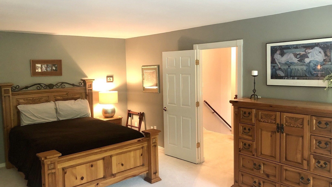 Photo of Bedroom in Surry