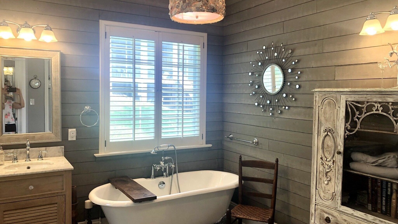 Photo of Bathroom in Surry