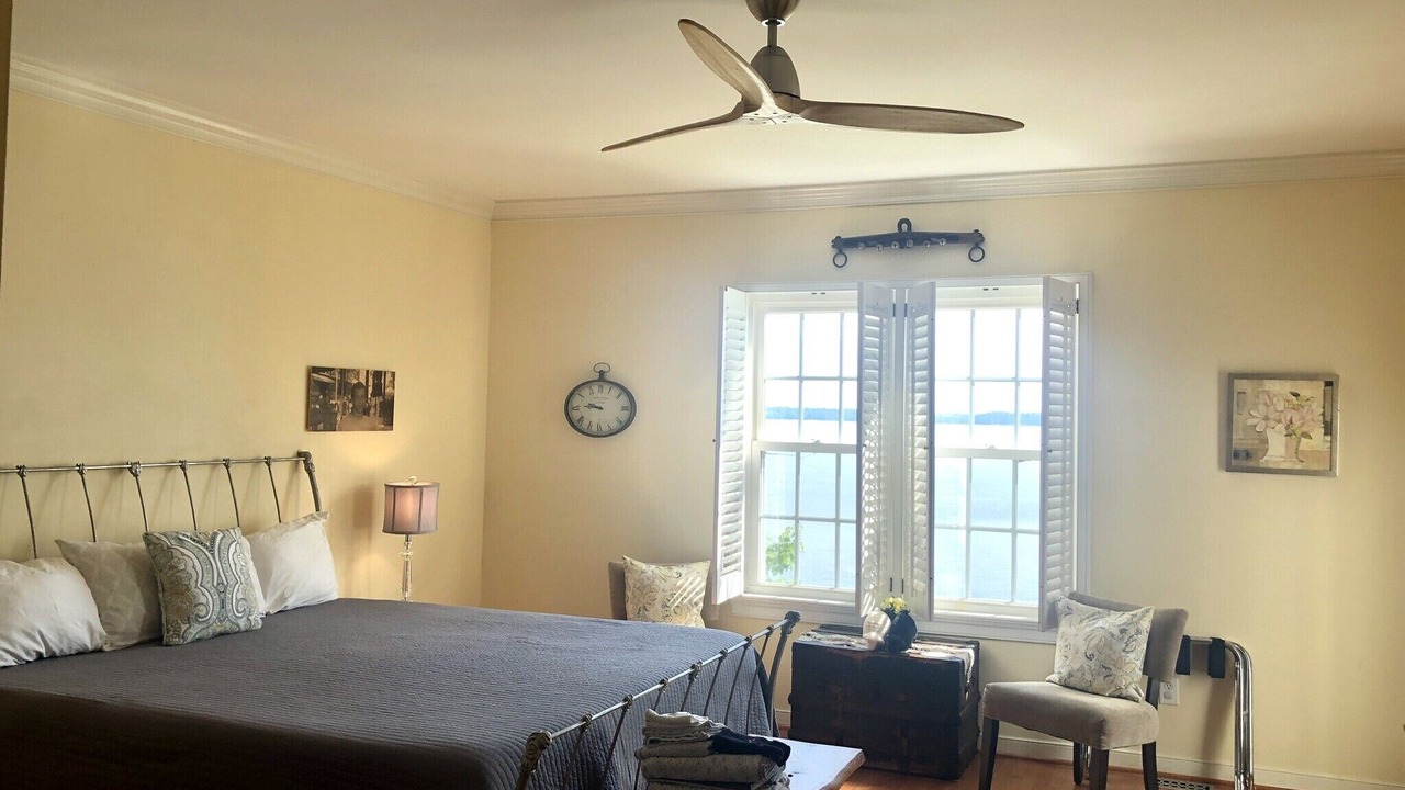 Photo of Bedroom in Surry