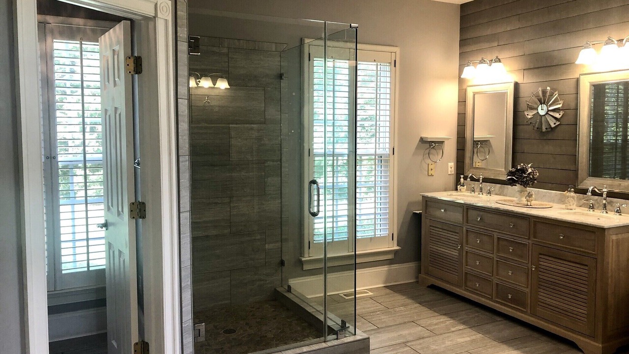 Photo of Bathroom in Surry