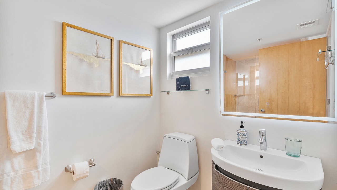 Photo of Bathroom in South Pointe