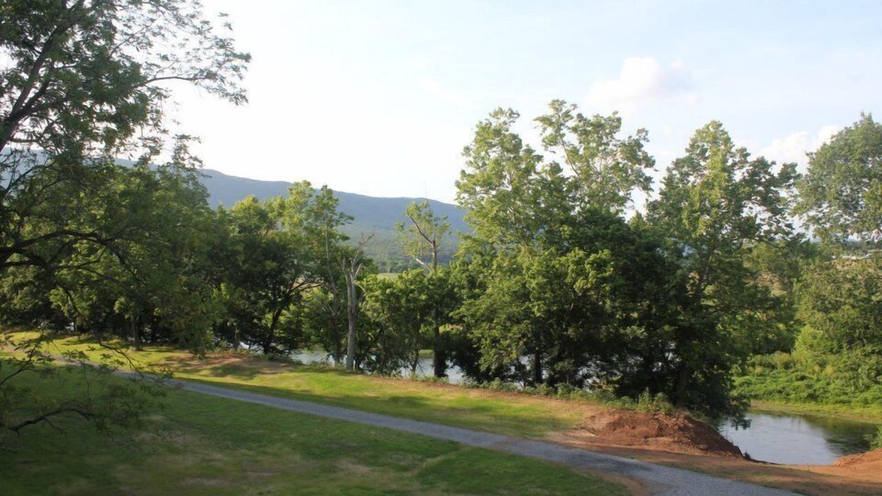 Photo of Others in Luray