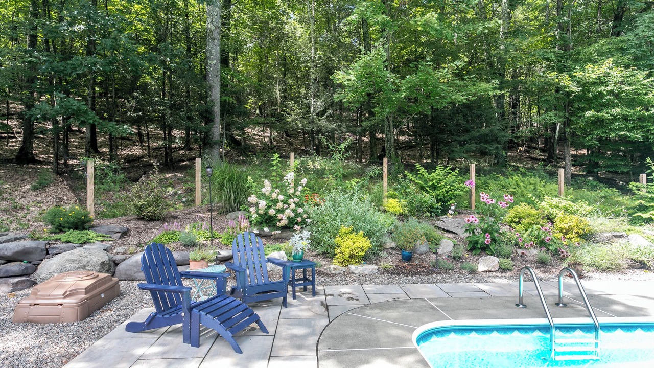 Photo of Outdoor in Woodstock