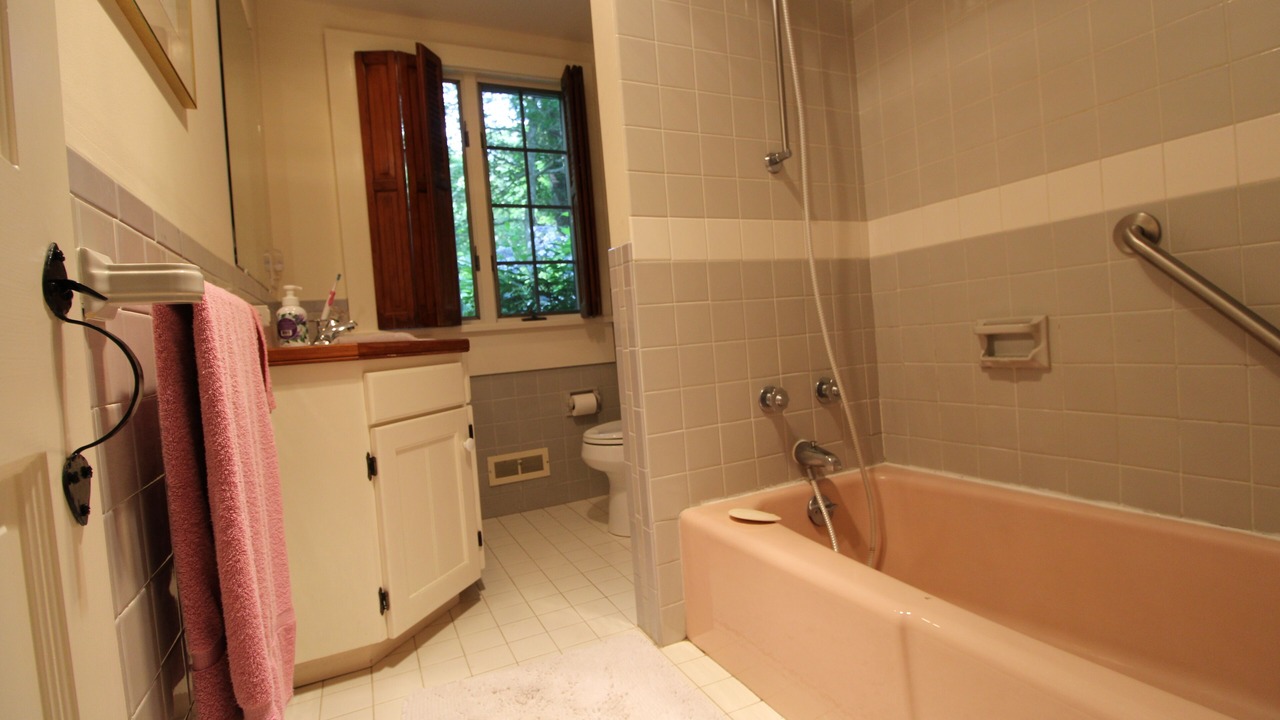 Photo of Bathroom in Orleans