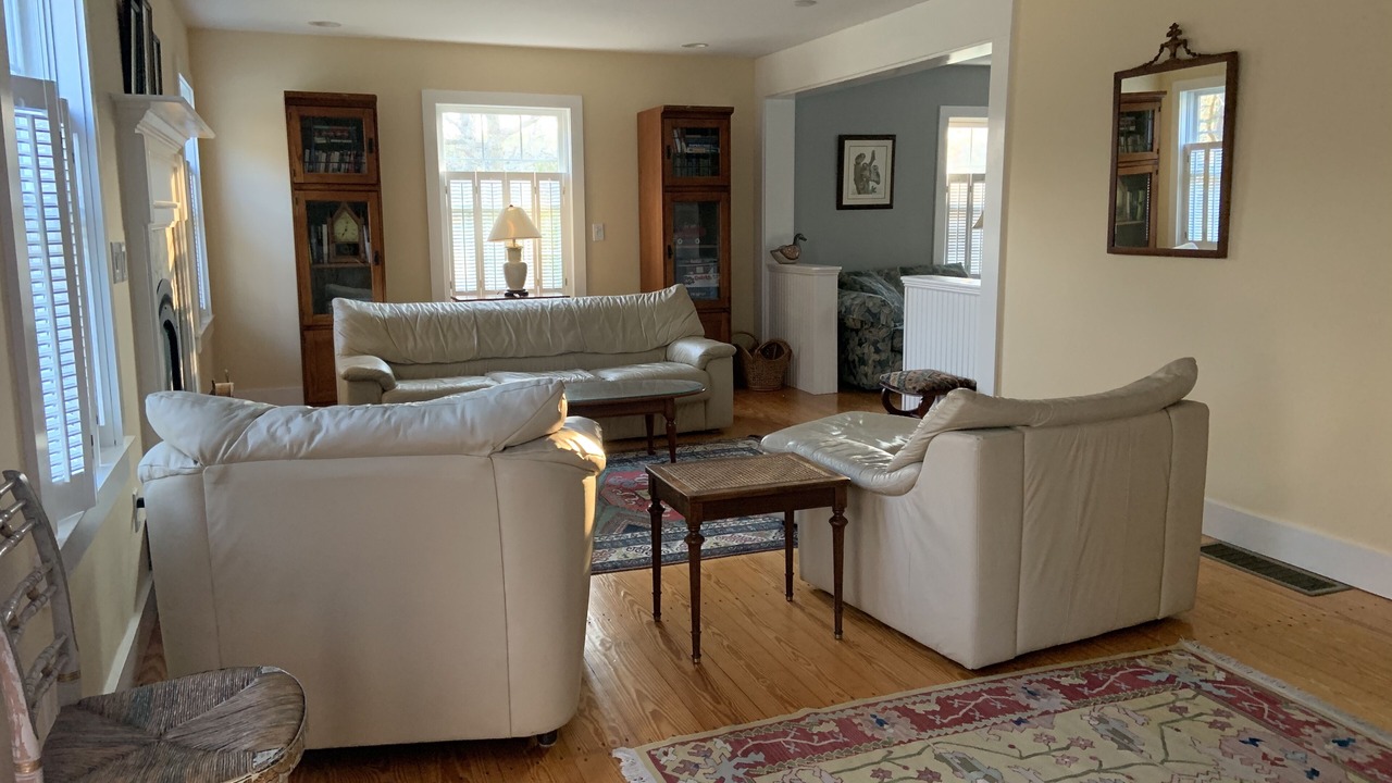Photo of Livingroom in Edgartown