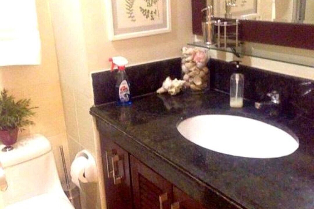 Photo of Bathroom in Las Pinas