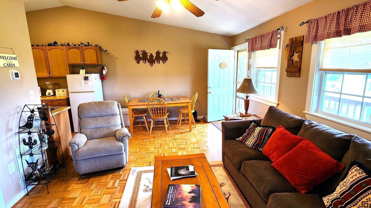 Photo of Livingroom in Stanley