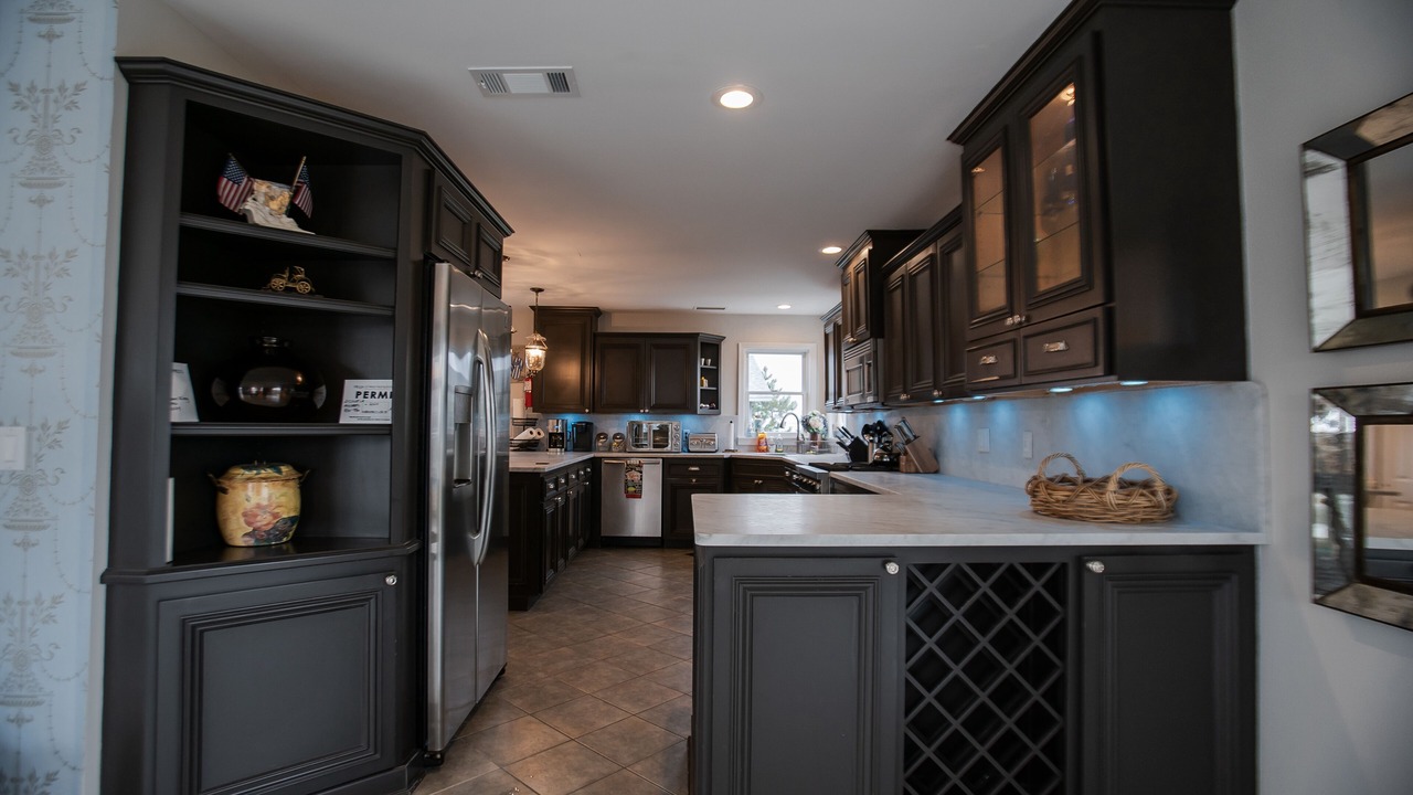 Photo of Kitchen in West Hampton Dunes