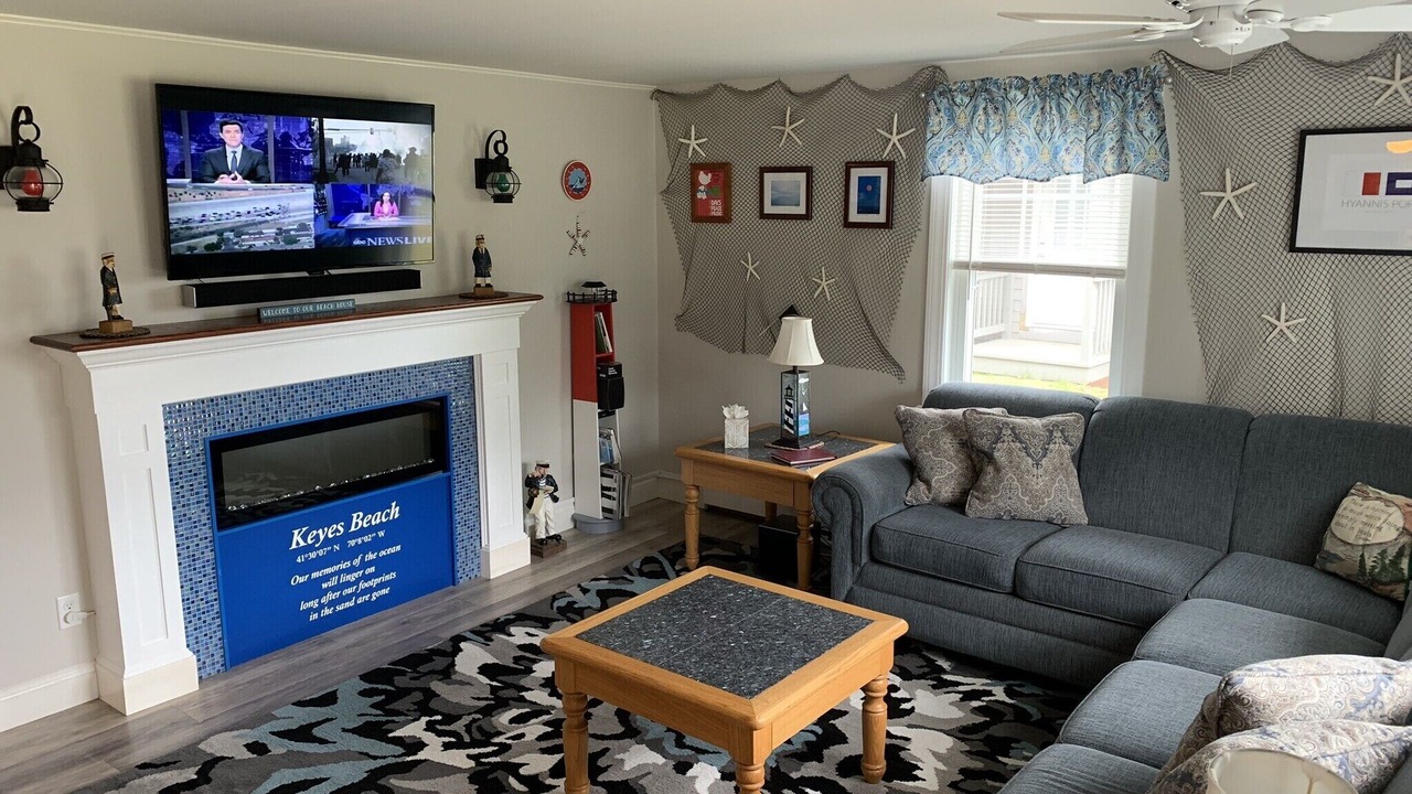 Photo of Livingroom in Hyannis