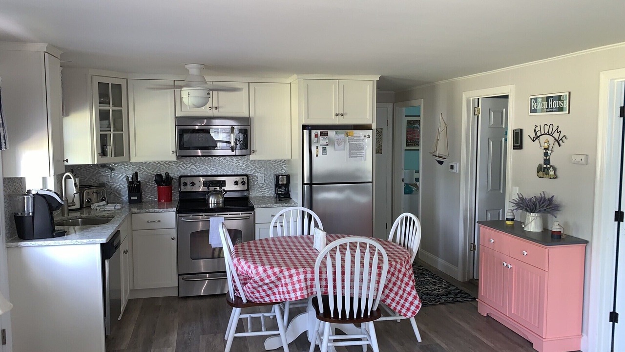 Photo of Livingroom in Hyannis