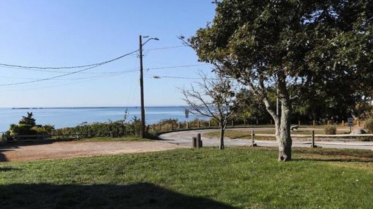 Photo of Others in Hyannis