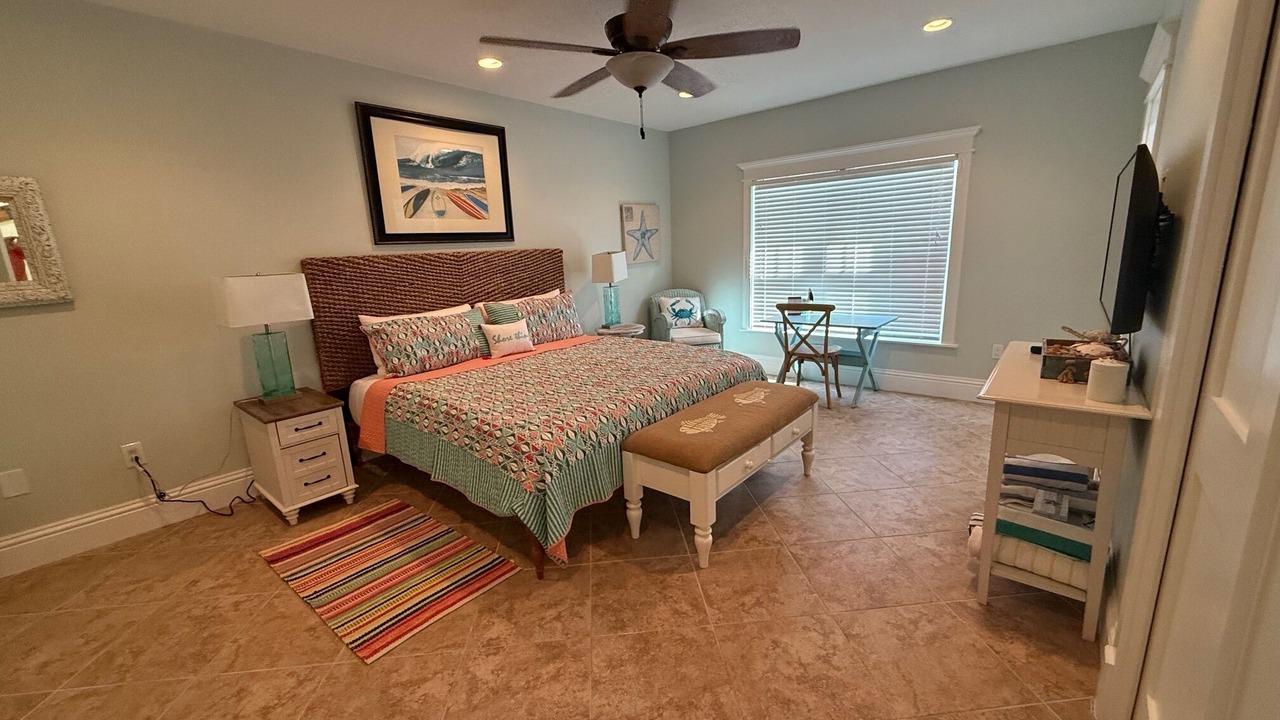 Photo of Bedroom in Holmes Beach