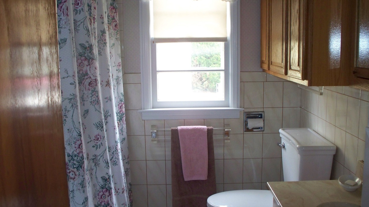 Photo of Bathroom in Cutchogue