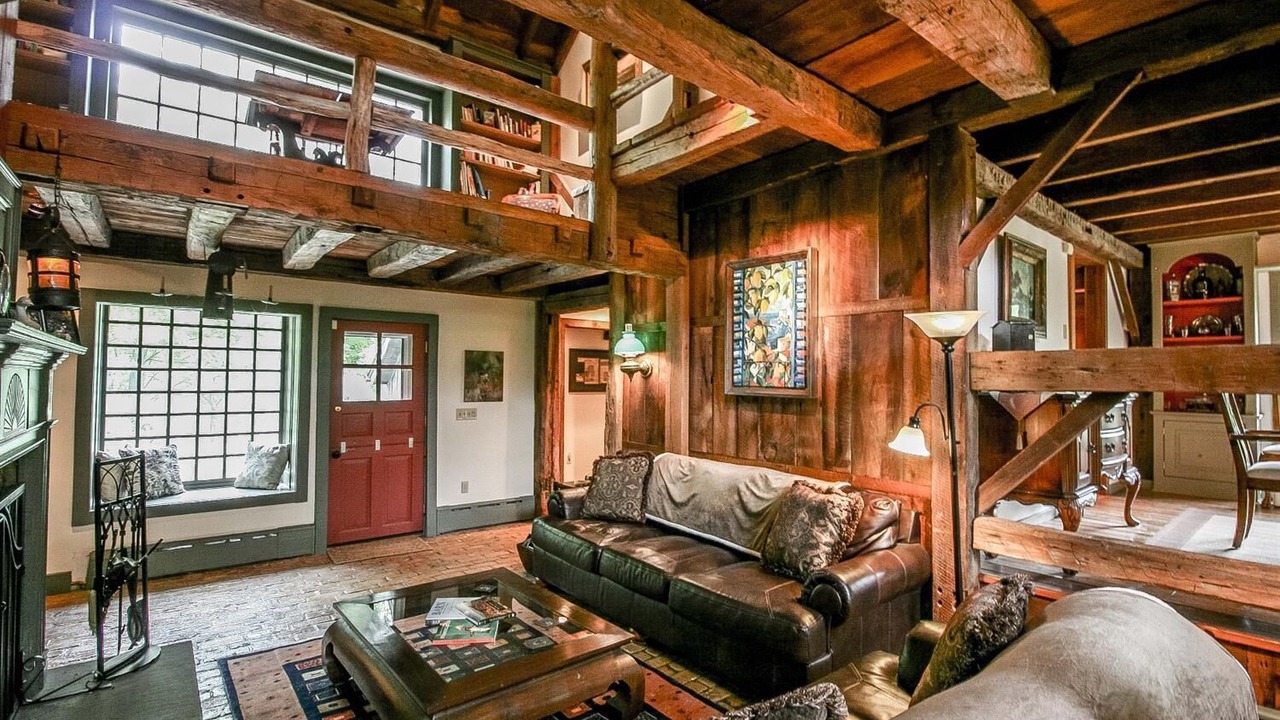 Photo of Livingroom in Taghkanic