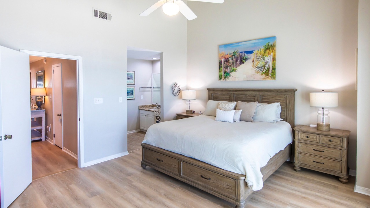 Photo of Bedroom in Seacrest