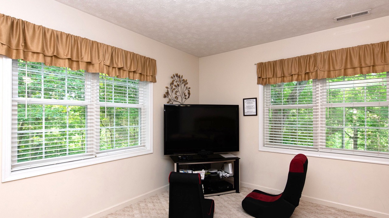 Photo of Bedroom in McGaheysville