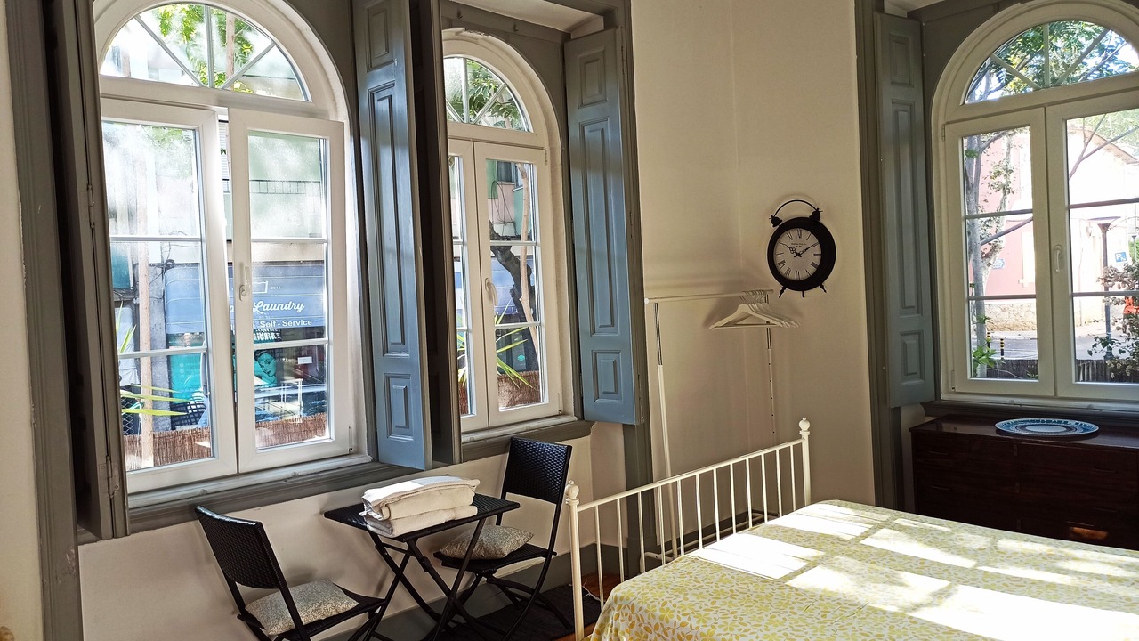 Photo of Bedroom in Carcavelos