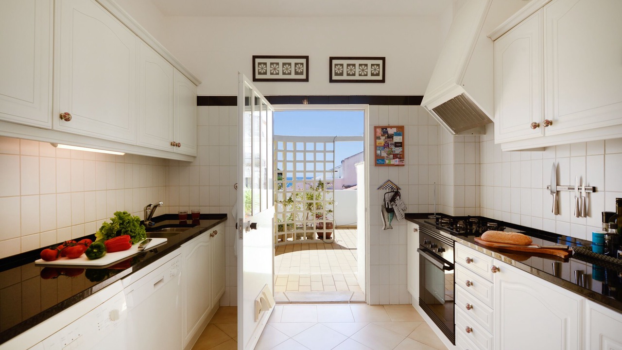 Photo of Kitchen in Carvoeiro