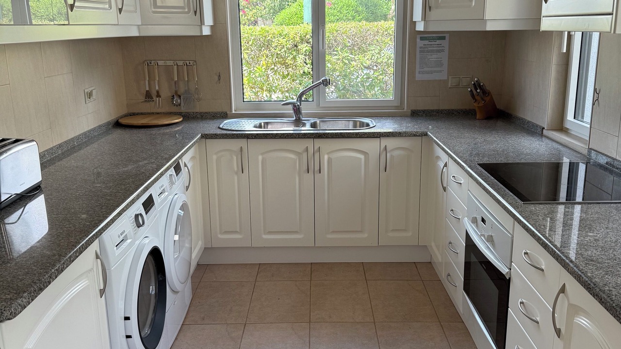Photo of Kitchen in Vale do Lobo