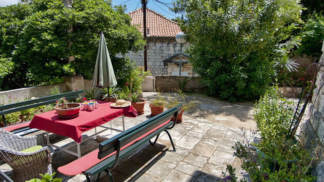 Photo of Outdoor in Pile