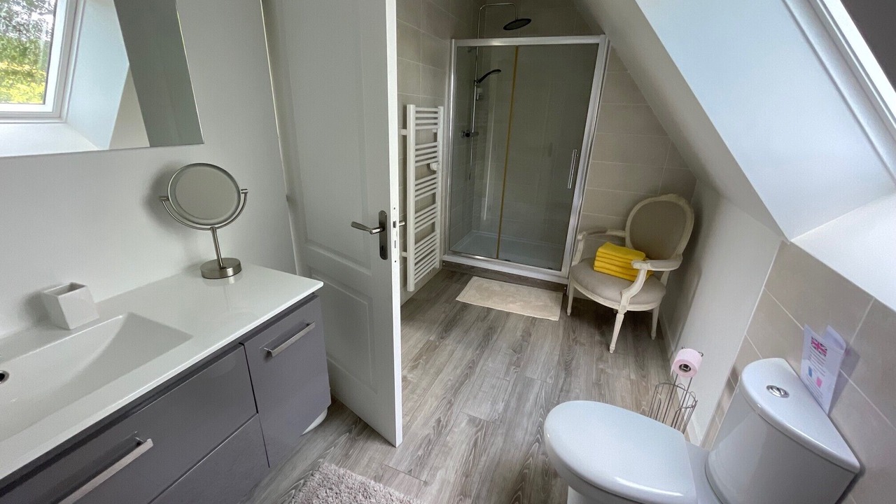 Photo of Bathroom in Saint-Thois