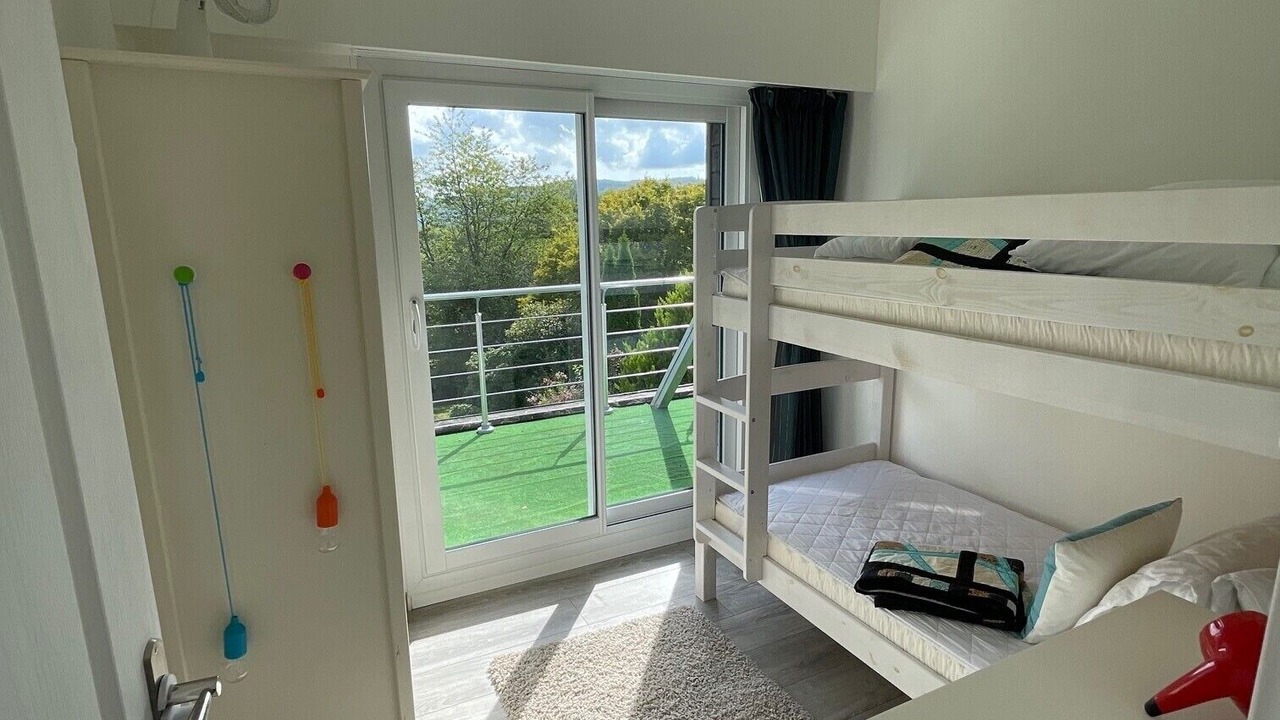 Photo of Bedroom in Saint-Thois