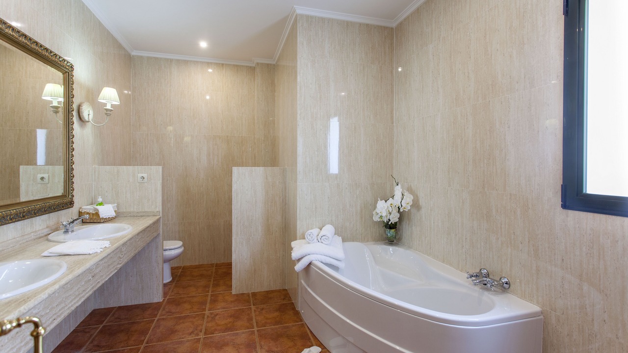 Photo of Bathroom in Faro de Cullera