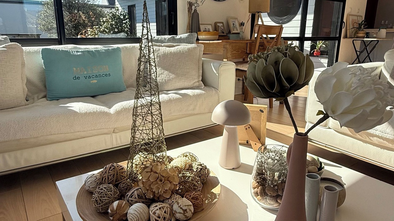 Photo of Livingroom in Ploudalmezeau
