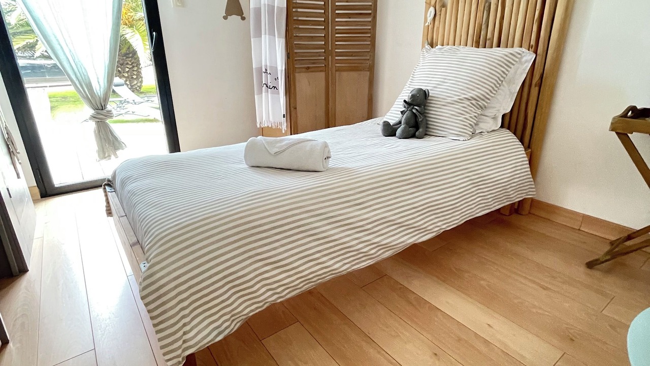 Photo of Bedroom in Ploudalmezeau