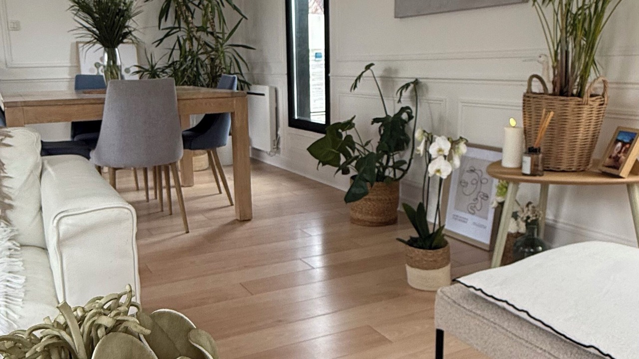 Photo of Livingroom in Ploudalmezeau