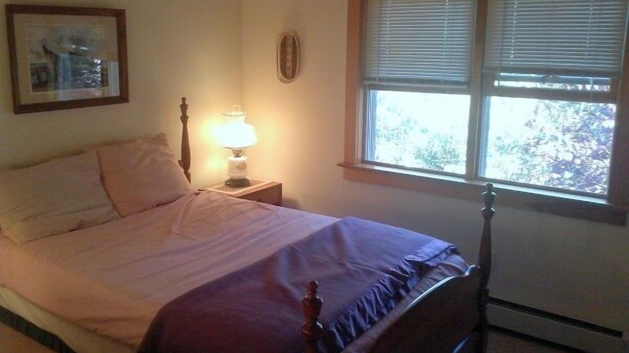 Photo of Bedroom in Indian Neck Heights