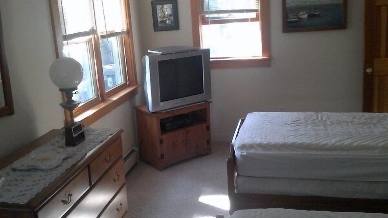 Photo of Bedroom in Indian Neck Heights